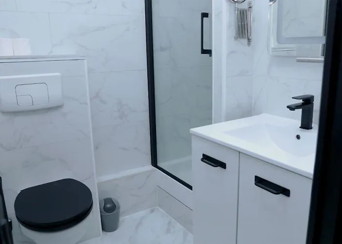 Arc De Triomphe & Trocadero Square - Vacation